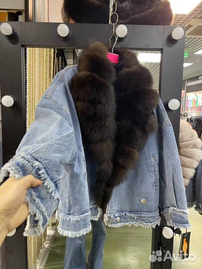Джинсовая куртка с натуральным мехом