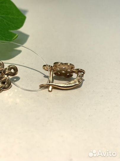 Серьги из золота