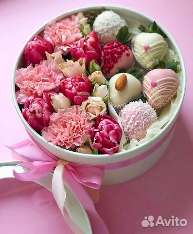 Волшебный сюрприз с цветами