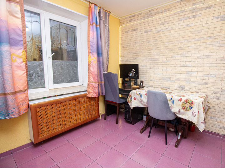 3-к. квартира, 65,5 м², 1/10 эт.