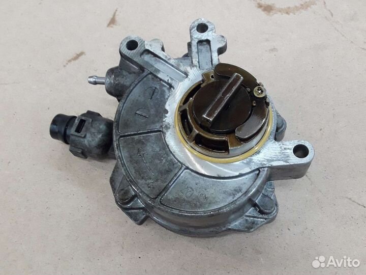 Насос вакуумный BMW 750 F01/F02 N63 407лс