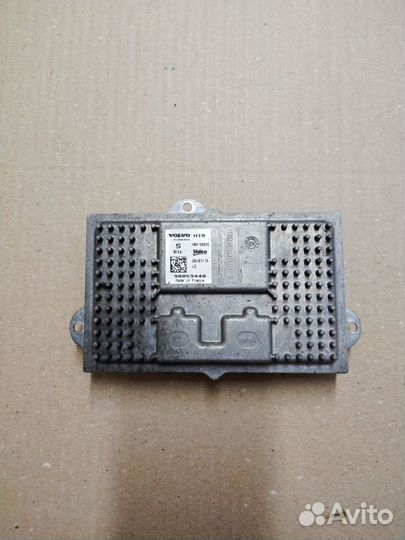 Блок управления фарой XC90 2015- LED 31395944