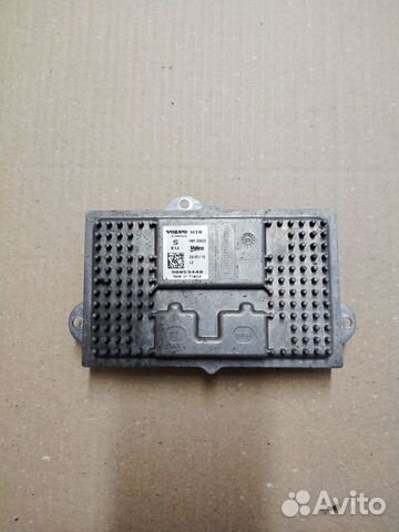 Блок управления фарой XC90 2015- LED 31395944