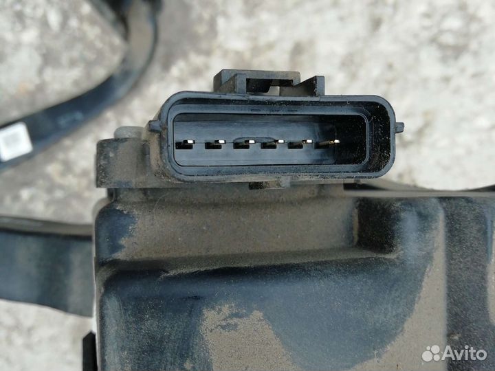 Педали santa fe 2006г