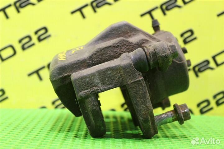 Суппорт тормозной передний левый Suzuki Grand