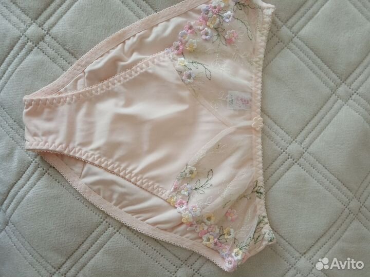 Трусы женские
