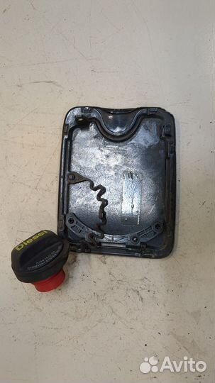 Лючок бензобака Volvo XC90