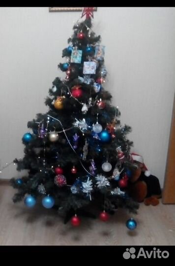 Елка искусственная