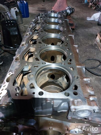 Блок цилиндров daf 105