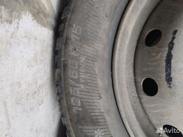 Michelin X-Ice North 3 195/65 R15
