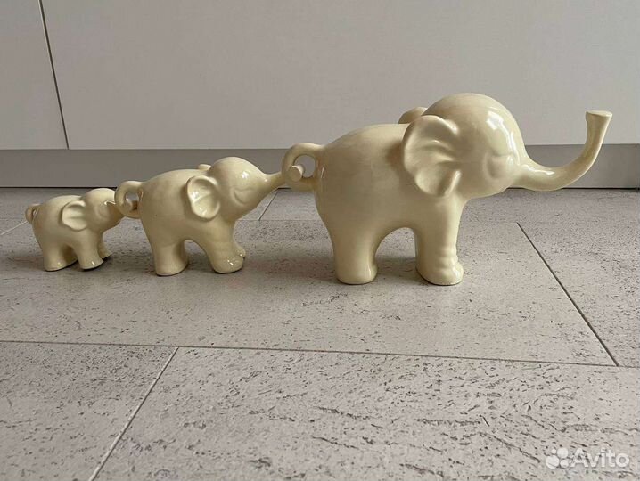 Декор(статуэтки) интерьер. Набор Семья слонов