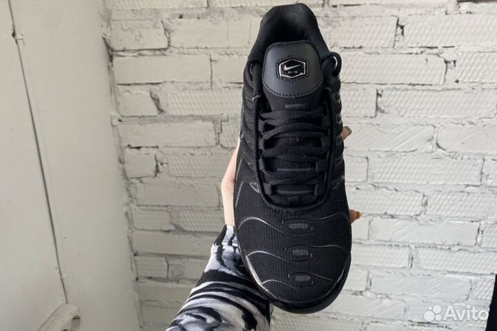 Кроссовки Nike Air Max Tn Plus