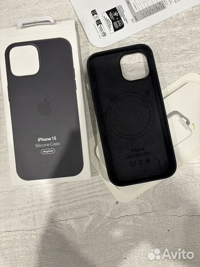 Чехол на iPhone 15