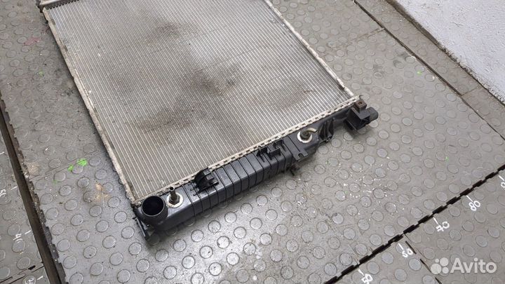 Радиатор охлаждения двигателя Mercedes R W251 2005, 2009
