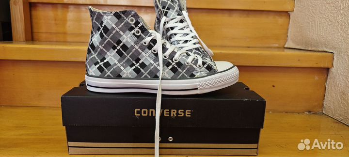 Кроссовки Converse 40 размер оригинал