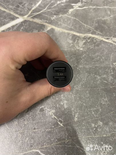 Автомобильное зарядное устройство Baseus