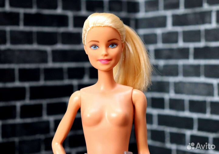 Шарнирные куколки Барби (Barbie)