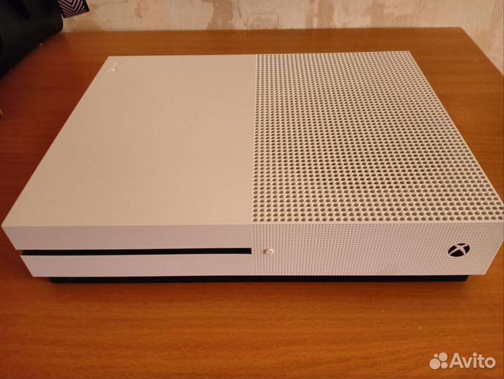 Xbox One s