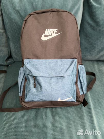 Рюкзак школьный