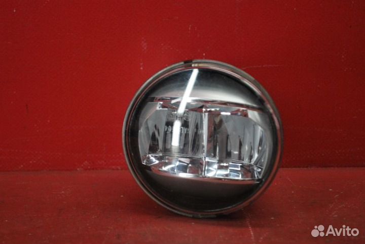 Фара противотуманная передняя левая Toyota Land