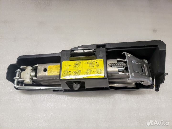 Домкрат Audi A6 C6, (Allroad)