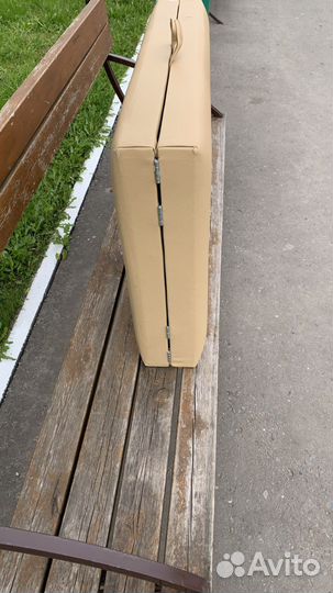 Массажная кушетка