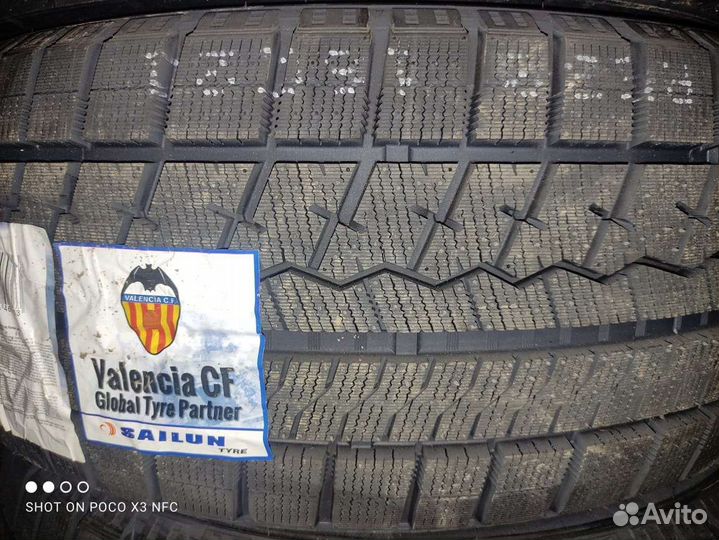 Sailun Ice Blazer Arctic 235/45 R18