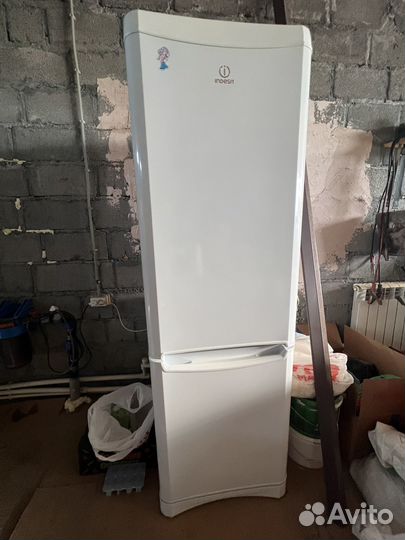 Холодильник indesit no frost