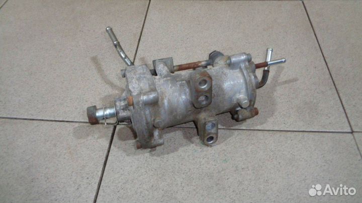 Корпус топливного фильтра Toyota Hilux 8