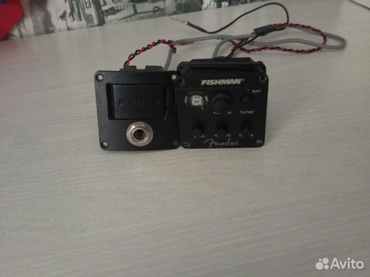 Звукосниматель для акустической гитары fishman
