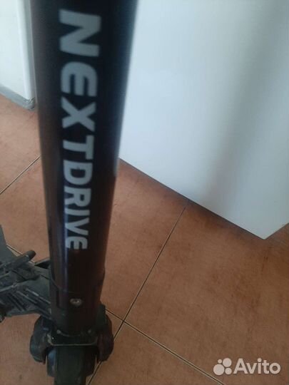 Электросамокат некстдрайв