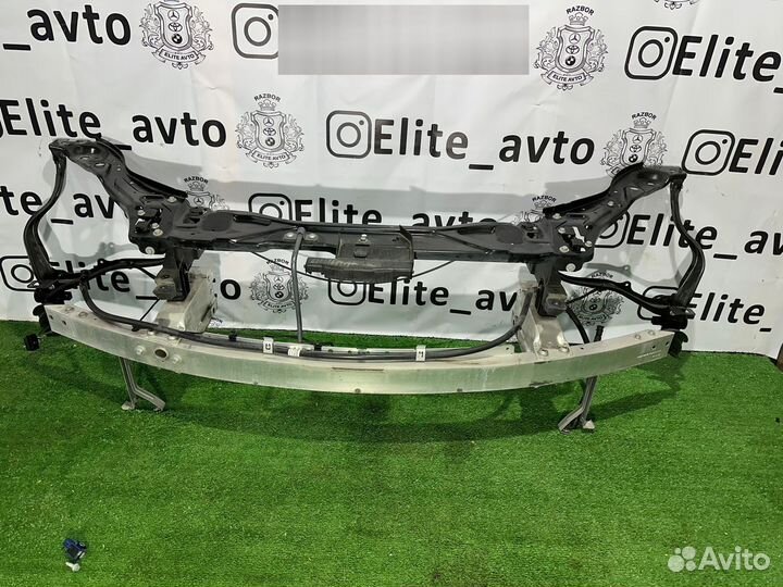 Панель передняя телевизор Mercedes W212 дорест