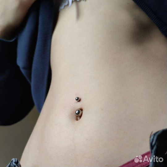 Мастер пирсинга