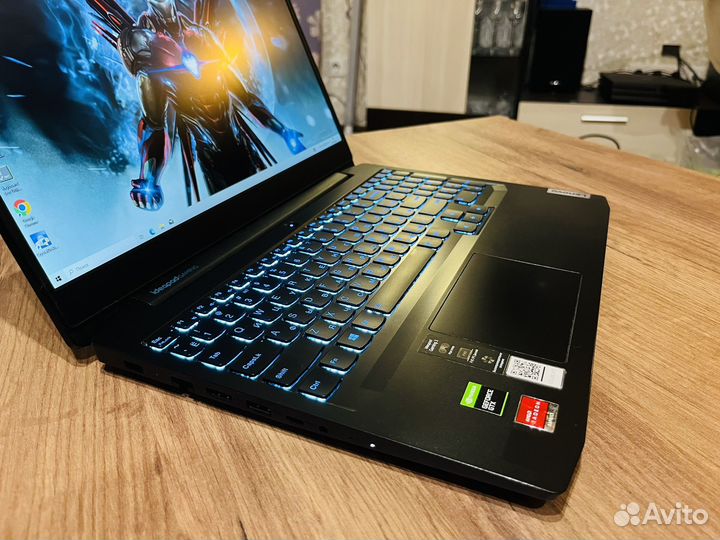 Lenovo Gaming 15.6