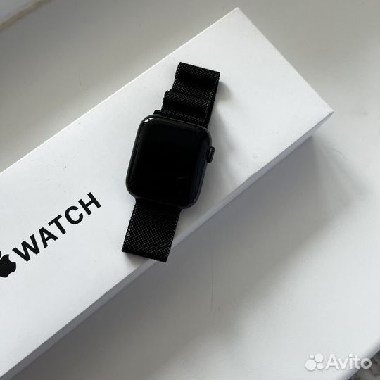 Apple Watch SE 40 mm