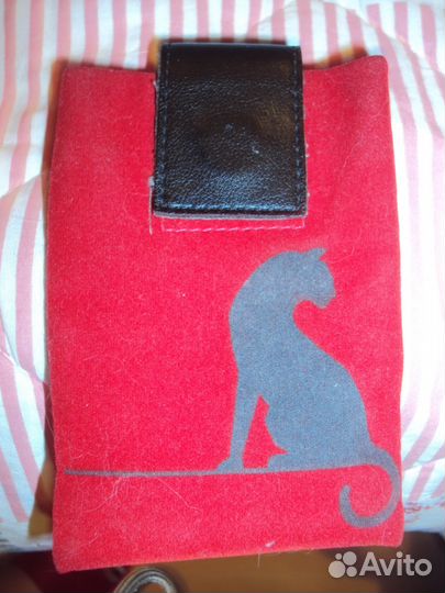 Новые чехлы для телефонов разные