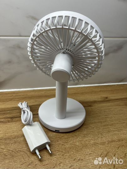 Вентилятор настольный от сети с аккумулятором