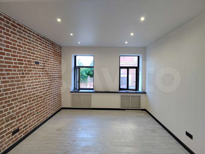 Офис, студия, кабинет 31 м²