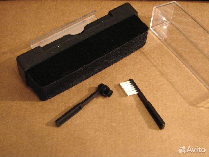 Набор щеток по уходу за винилом