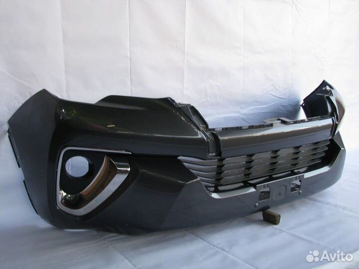 Toyota Fortuner бампер передний 2015+