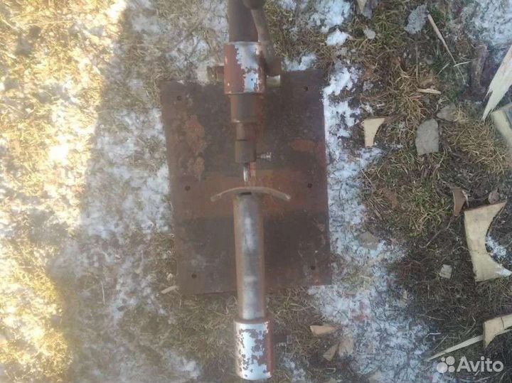 Станок для шиповки шин