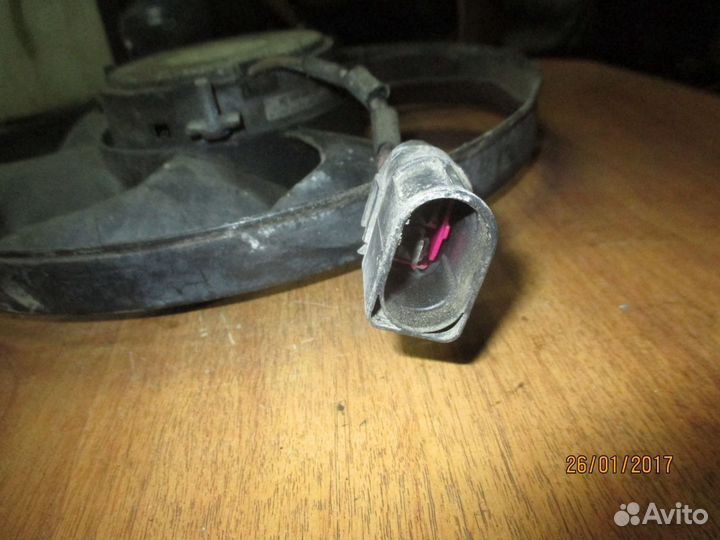 Вентилятор радиатора кондиционера VW Passat (B6)