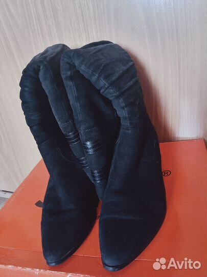 Зимние женские сапоги 38