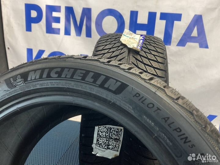 Michelin Alpin A5 265/40 R22 106V