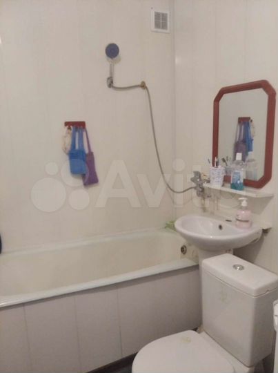 2-к. квартира, 43 м², 8/9 эт.