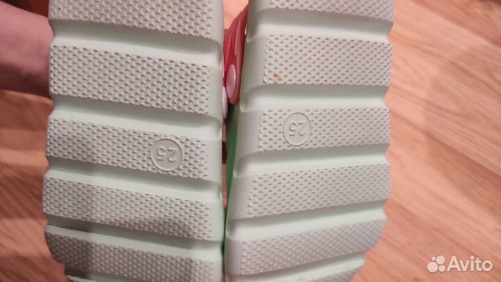 Кроксы для девочки 25