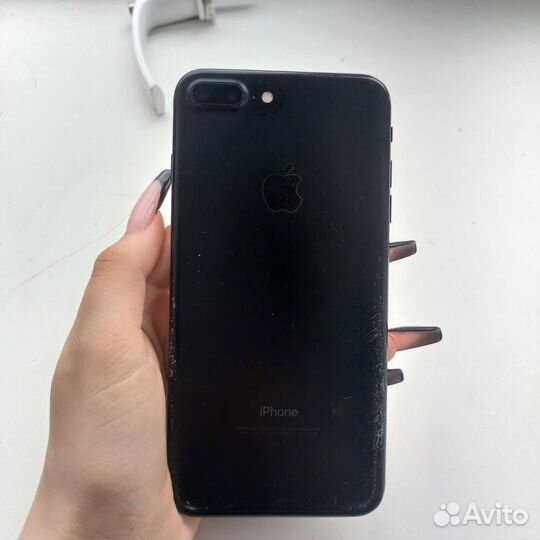 Телефон iPhone 7 plus
