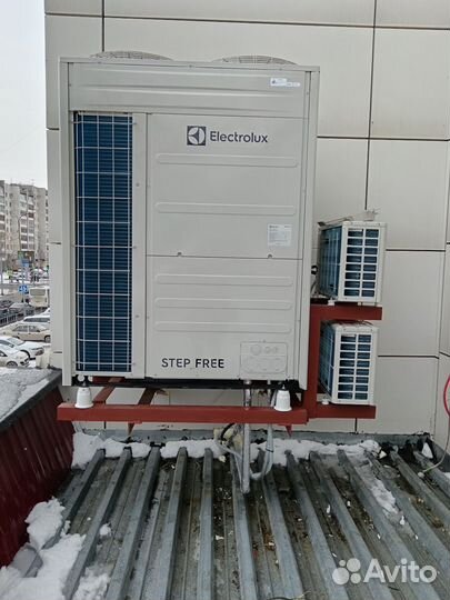 Установка кондиционера, закладка трассы