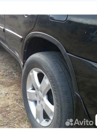 Защитные накладки на колёсные арки универсальные