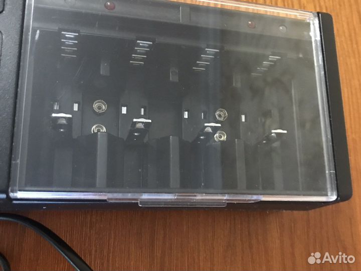 Зарядное устройство для аккумуляторных батареек